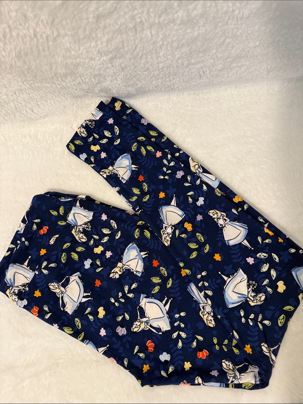 LuLaRoe Alice in Wonderland Leggings